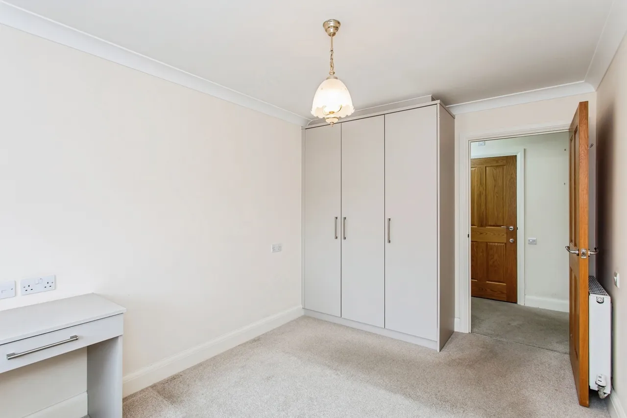 Cranleigh Drive, Leigh-on-Sea, Essex, SS9, photo 23