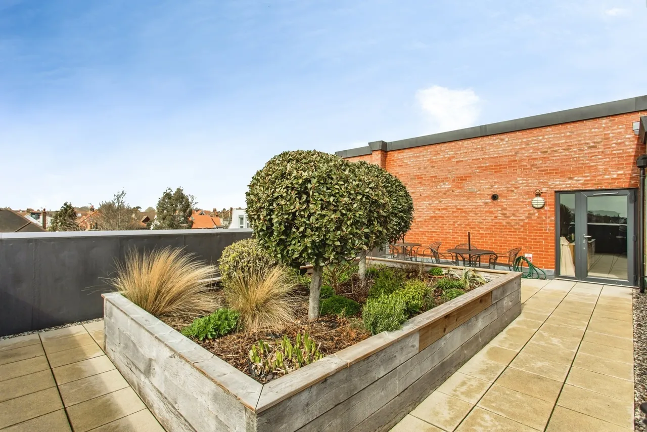 Cranleigh Drive, Leigh-on-Sea, Essex, SS9, photo 17