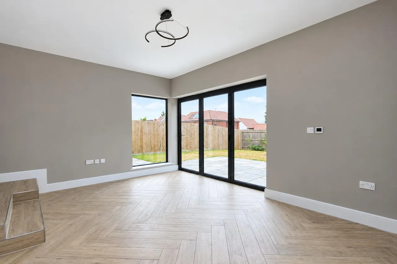 Leatherhead Road, Great Bookham, KT23, photo 10