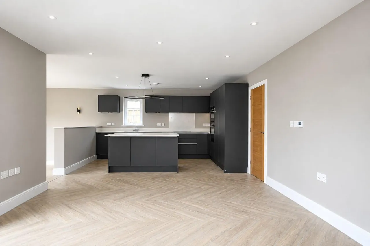 Leatherhead Road, Great Bookham, KT23, photo 6