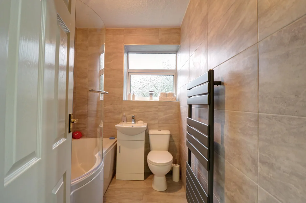 Settle Court, Lytham St. Annes, FY8, photo 12