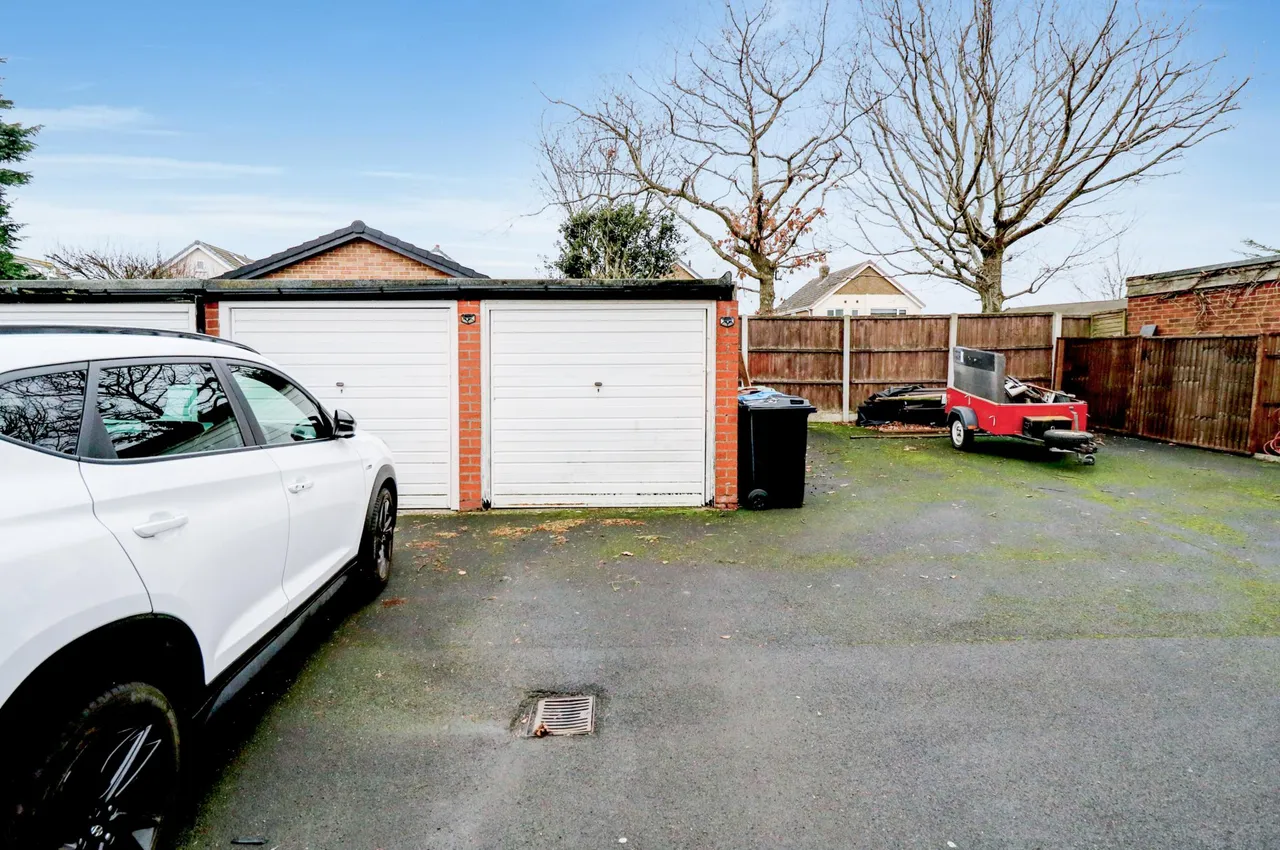 Settle Court, Lytham St. Annes, FY8, photo 16