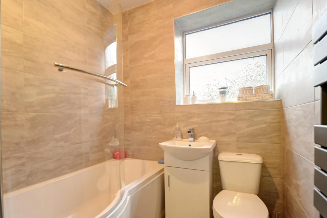 Settle Court, Lytham St. Annes, FY8, photo 13