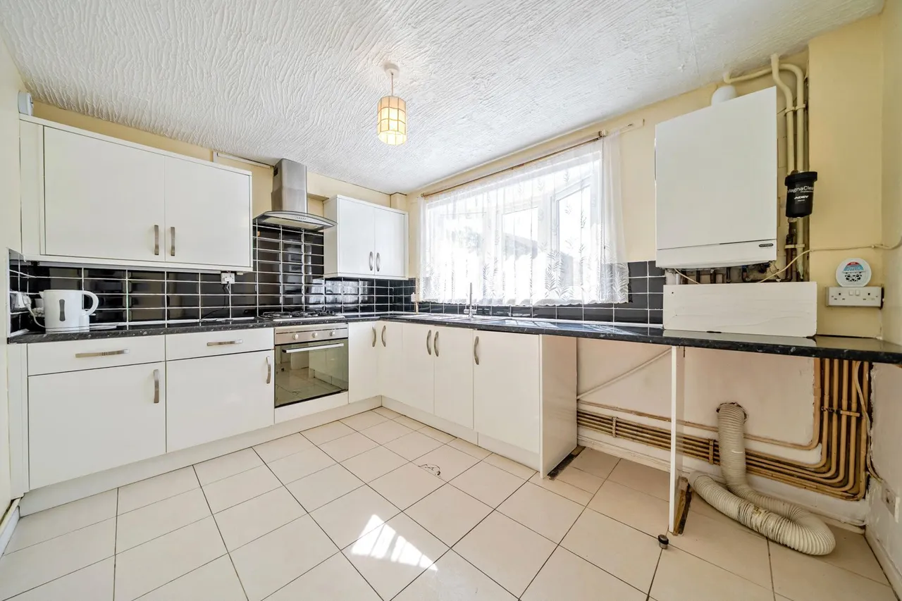 Campion Place, SE28, photo 12