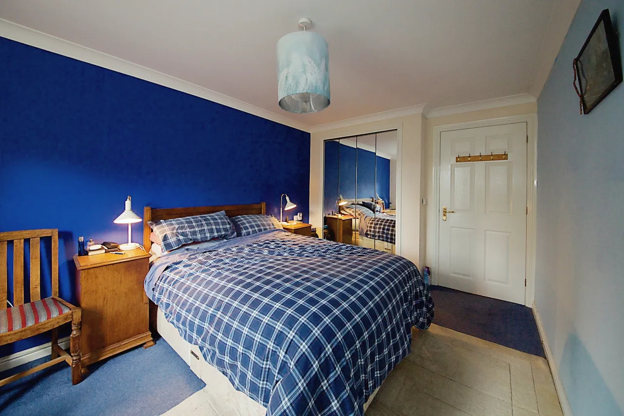 Winchmore Hill Road, London, N21, photo 14