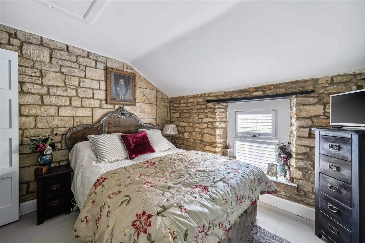 Ham Hill, Stoke-Sub-Hamdon, Somerset, TA14 6RL, photo 11