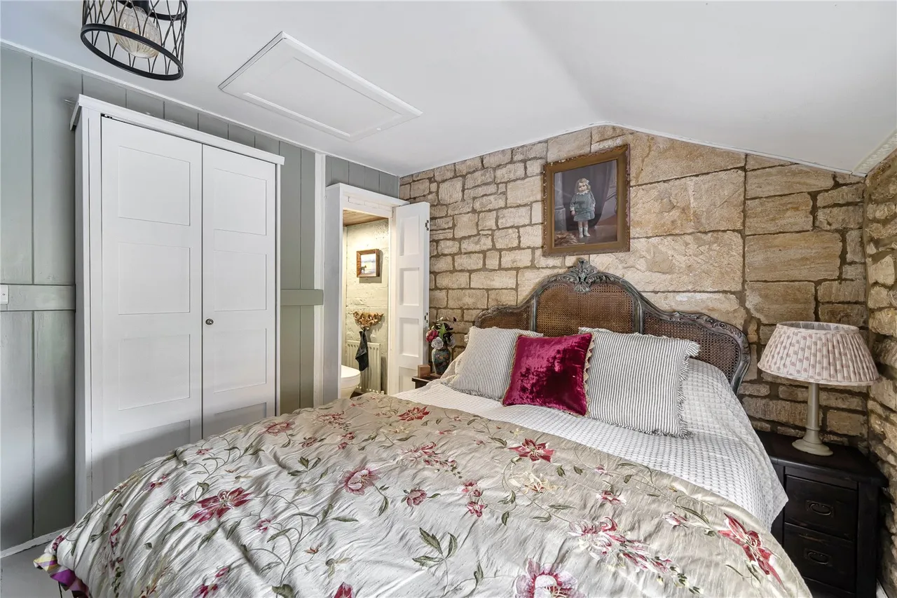 Ham Hill, Stoke-Sub-Hamdon, Somerset, TA14 6RL, photo 9