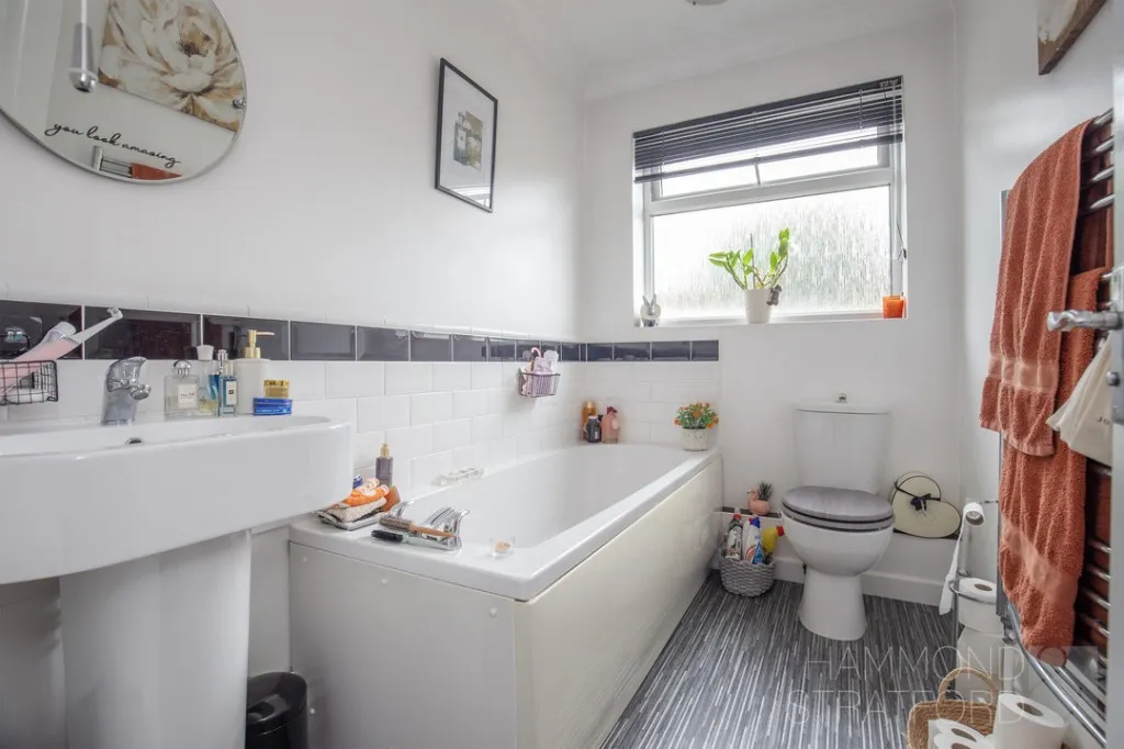 Longview, Hethersett, photo 11