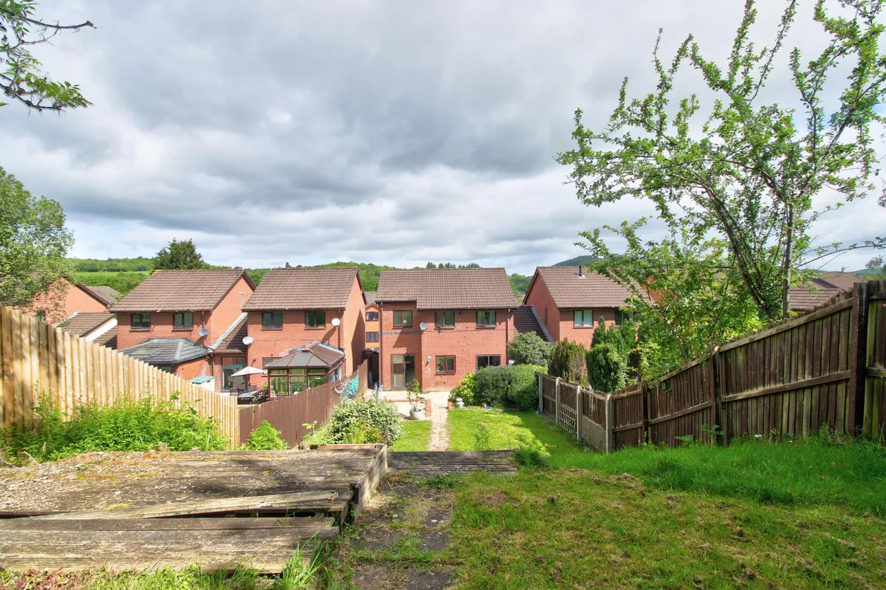 Blossom Close, Newport, NP18, photo 4