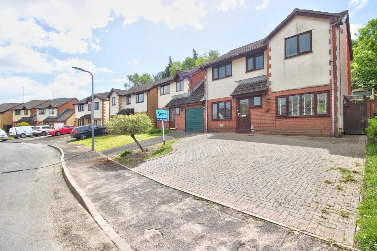 Blossom Close, Newport, NP18, photo 5