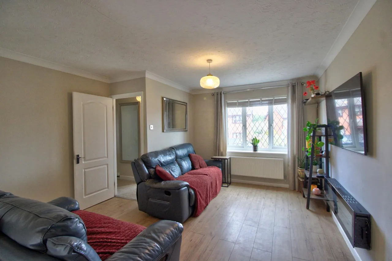 Blossom Close, Newport, NP18, photo 7