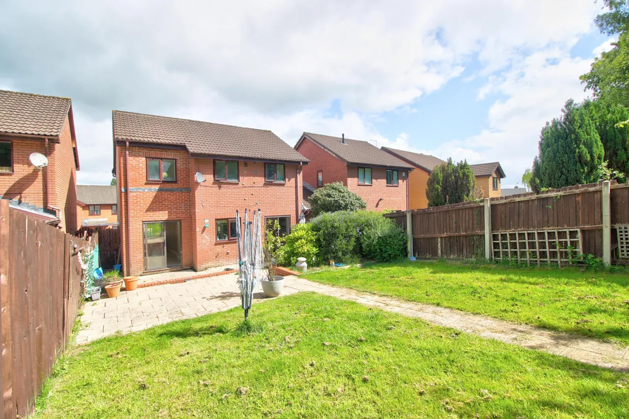 Blossom Close, Newport, NP18, photo 16