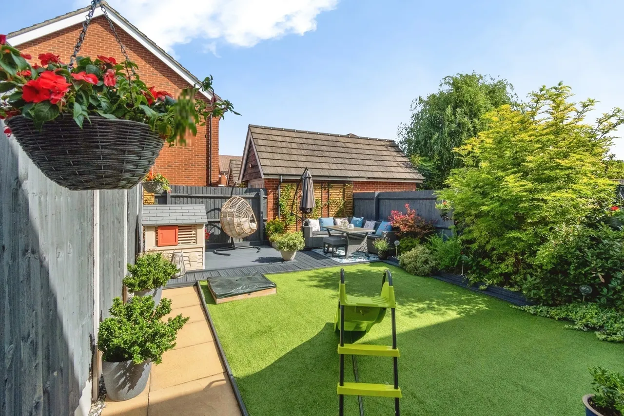 Forge Close, Churchbridge, Cannock, Staffordshire, WS11, photo 21