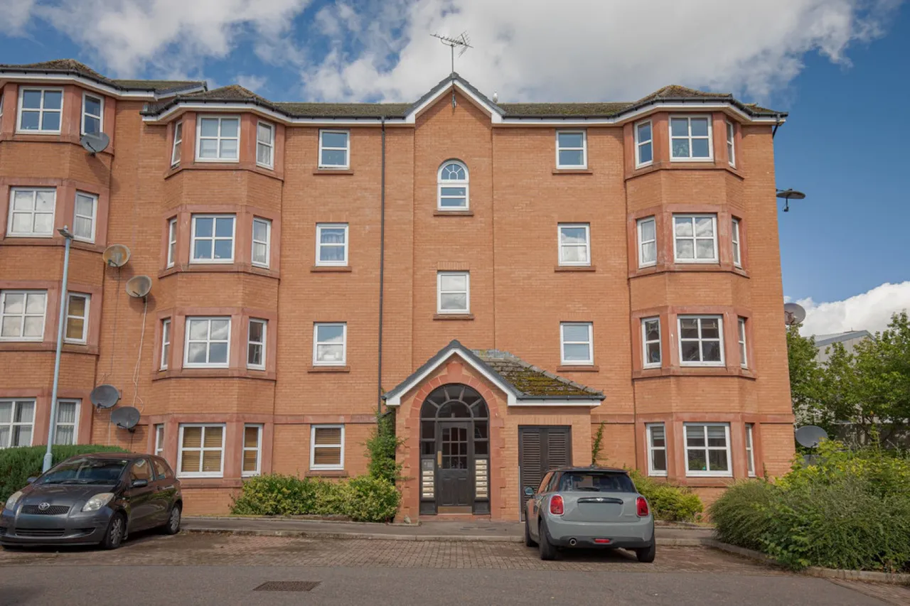 2 bed flat to rent, Ashgrove Avenue, Aberdeen, AB25