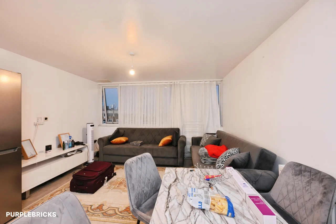 High Street, Waltham Cross, EN8, photo 7