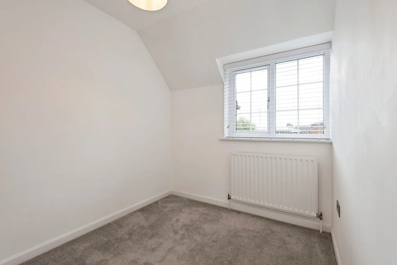 St. Francis Court, Shefford, Bedfordshire, SG17, photo 9