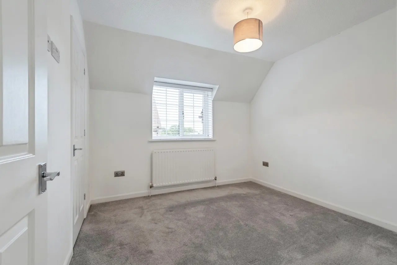 St. Francis Court, Shefford, Bedfordshire, SG17, photo 6