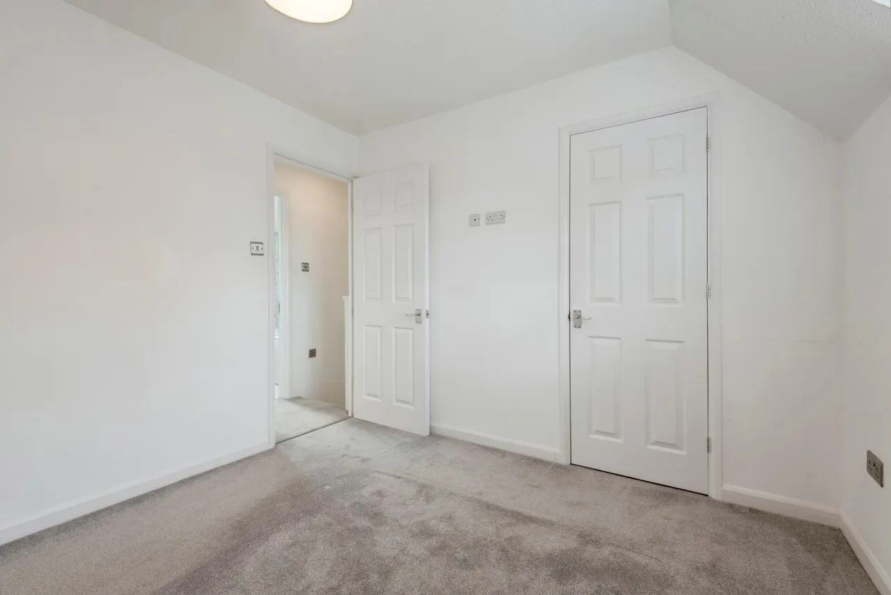 St. Francis Court, Shefford, Bedfordshire, SG17, photo 7