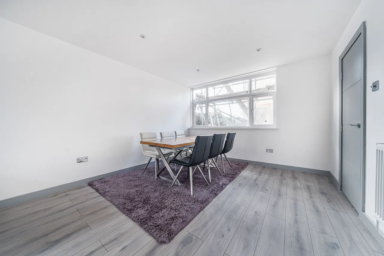 London, E17, photo 19