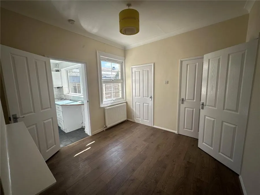 Wharf Road, Eastbourne, BN21, photo 5