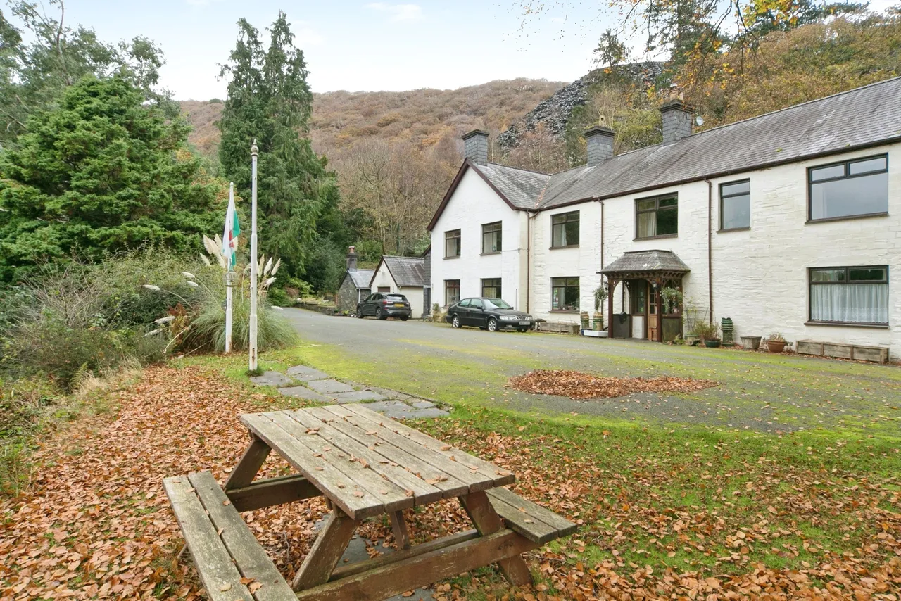 Llanberis, Caernarfon, LL55, photo 17
