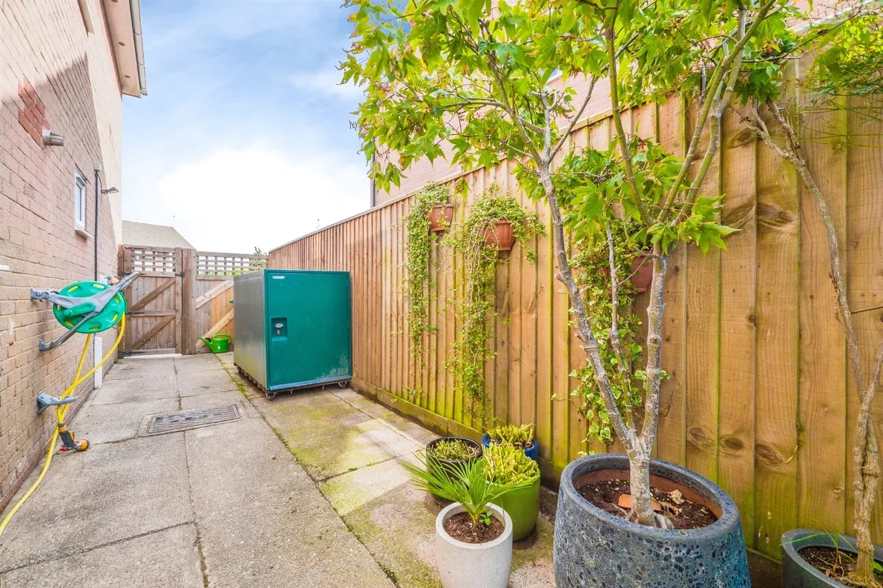 Marshall Close, Cardiff, CF5, photo 20