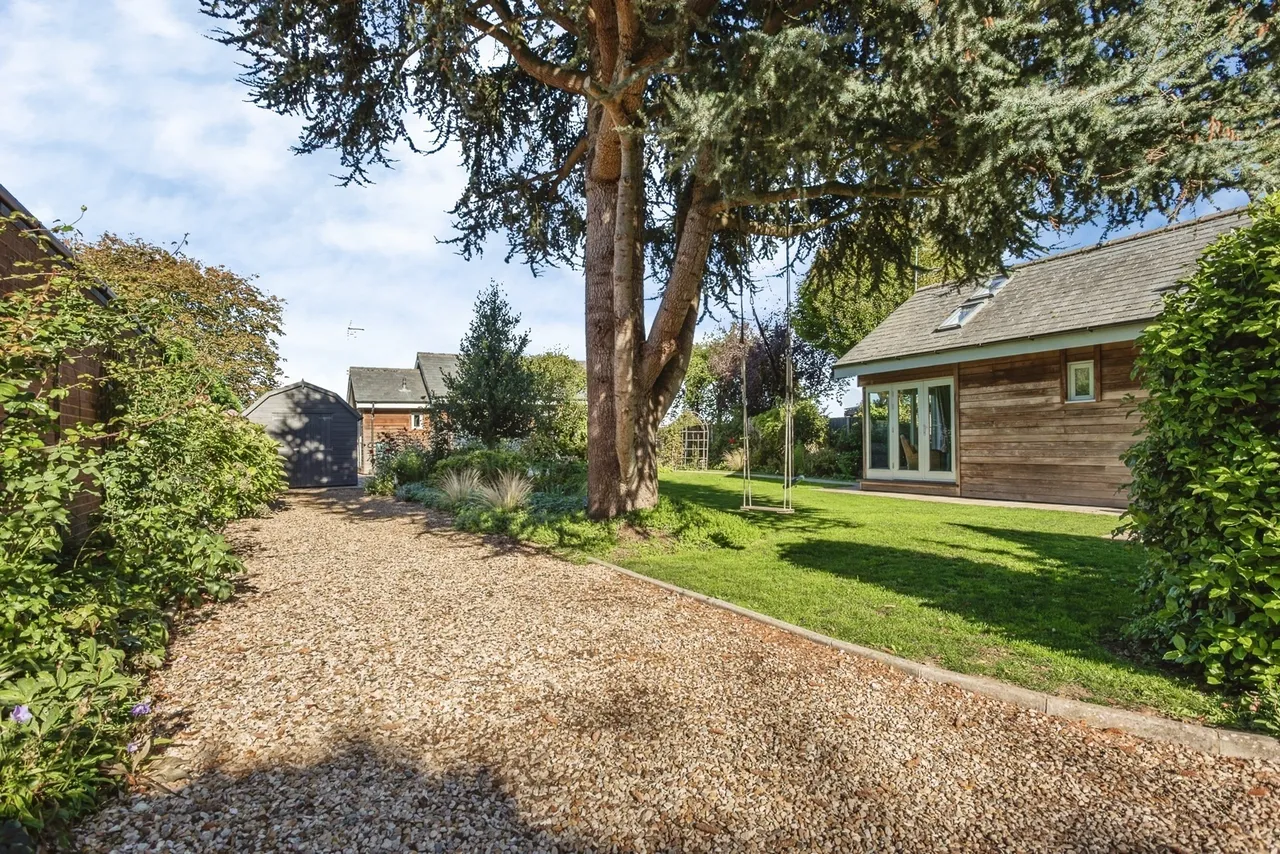 Shelton, Newark, NG23, photo 2