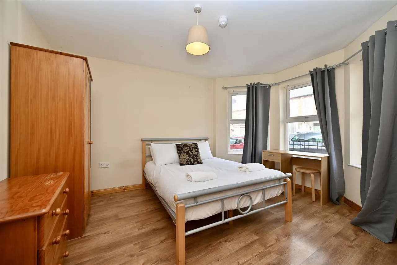 Edinburgh Street, Belfast, BT9, photo 5