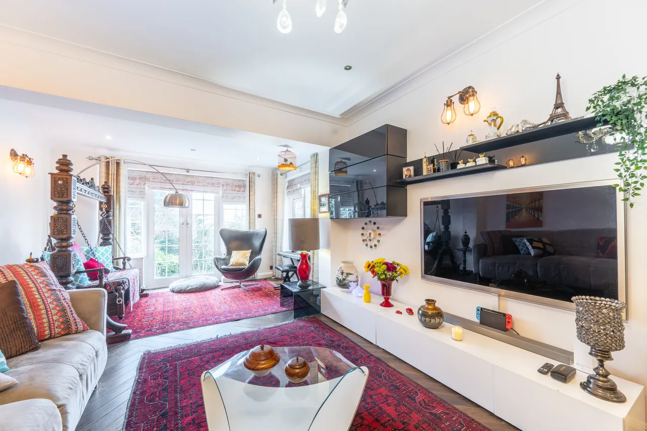 51 Barn Rise, Wembley, photo 8