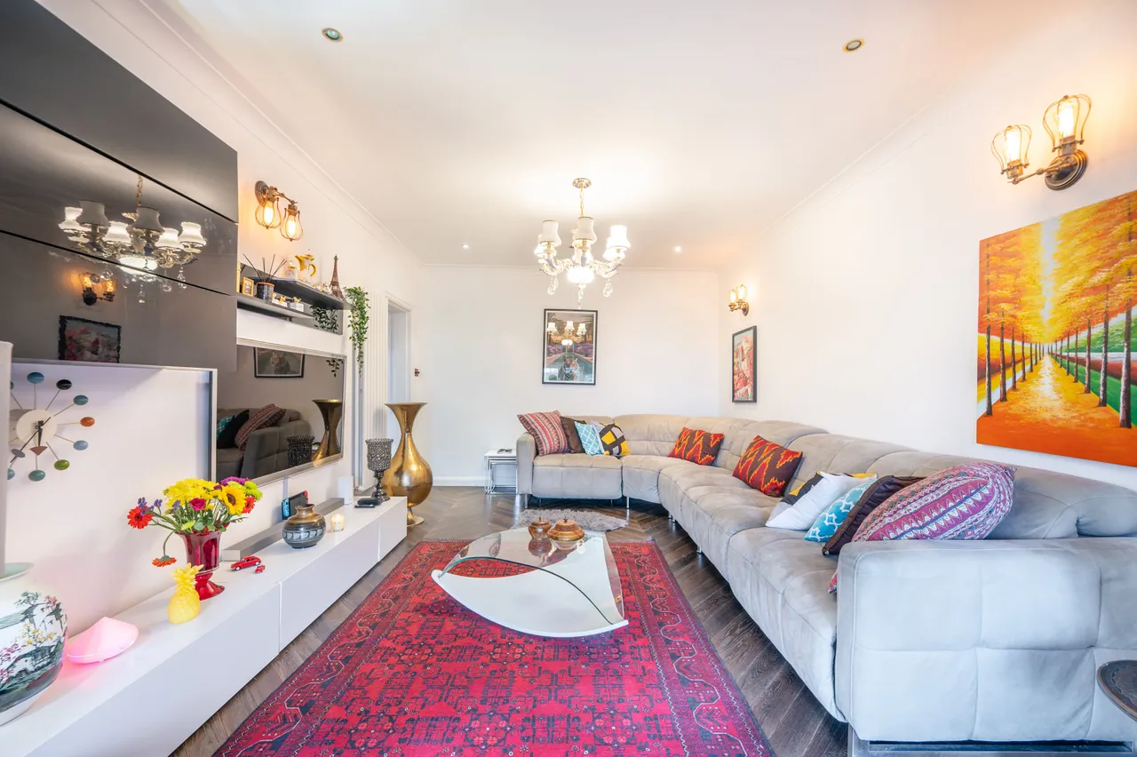 51 Barn Rise, Wembley, photo 11