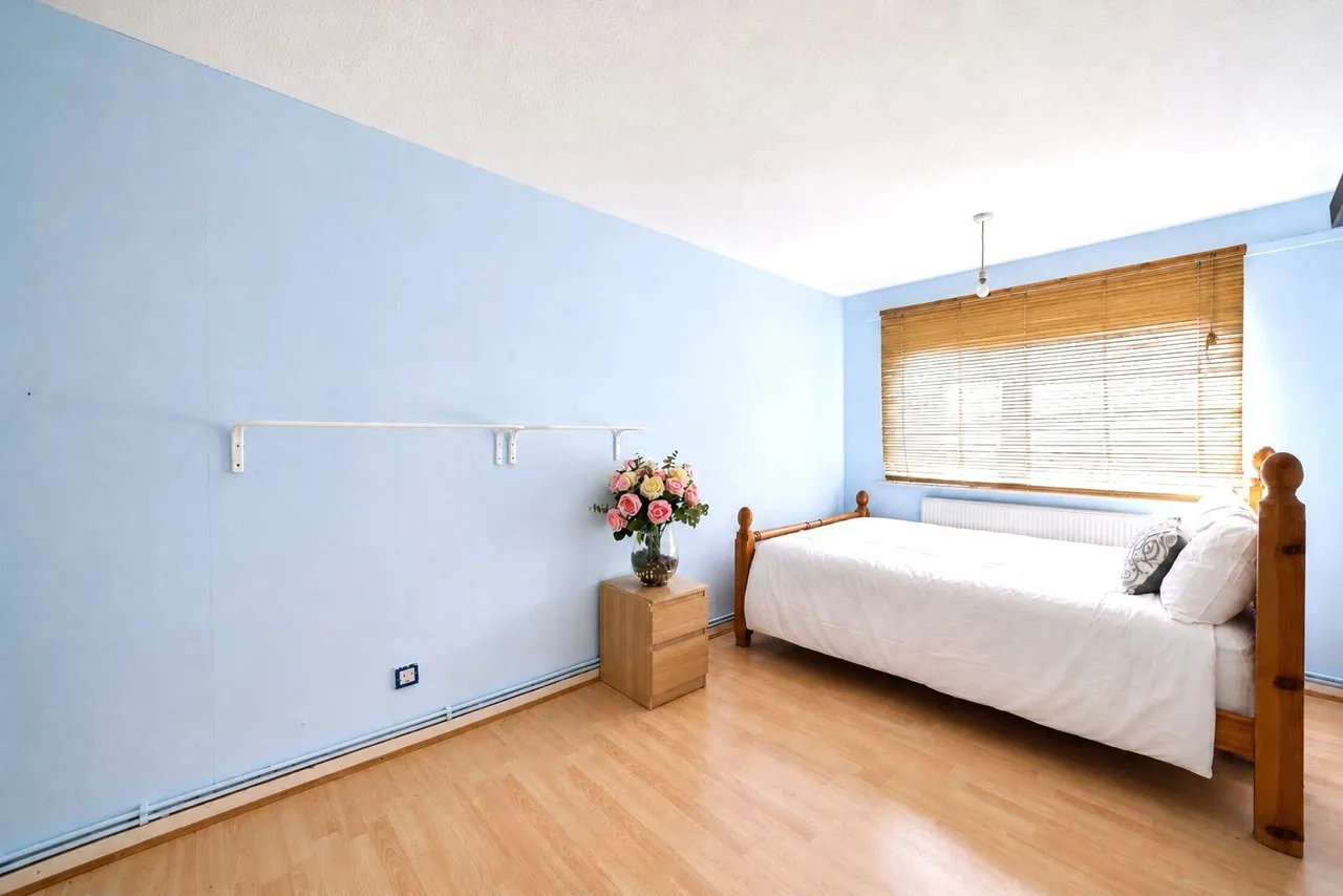 Gawsworth Close, Stratford, London, E15, photo 9