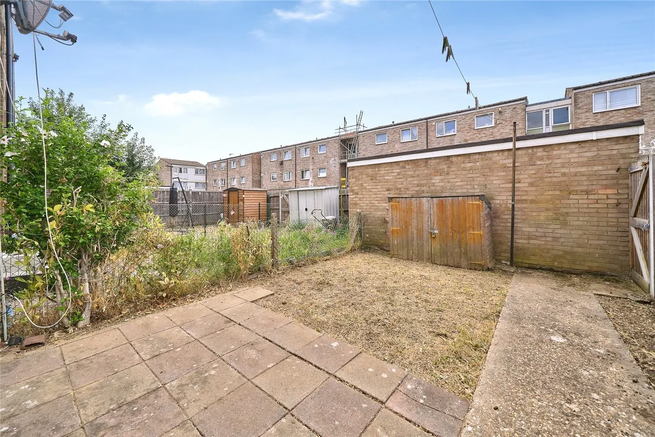 Gawsworth Close, Stratford, London, E15, photo 6