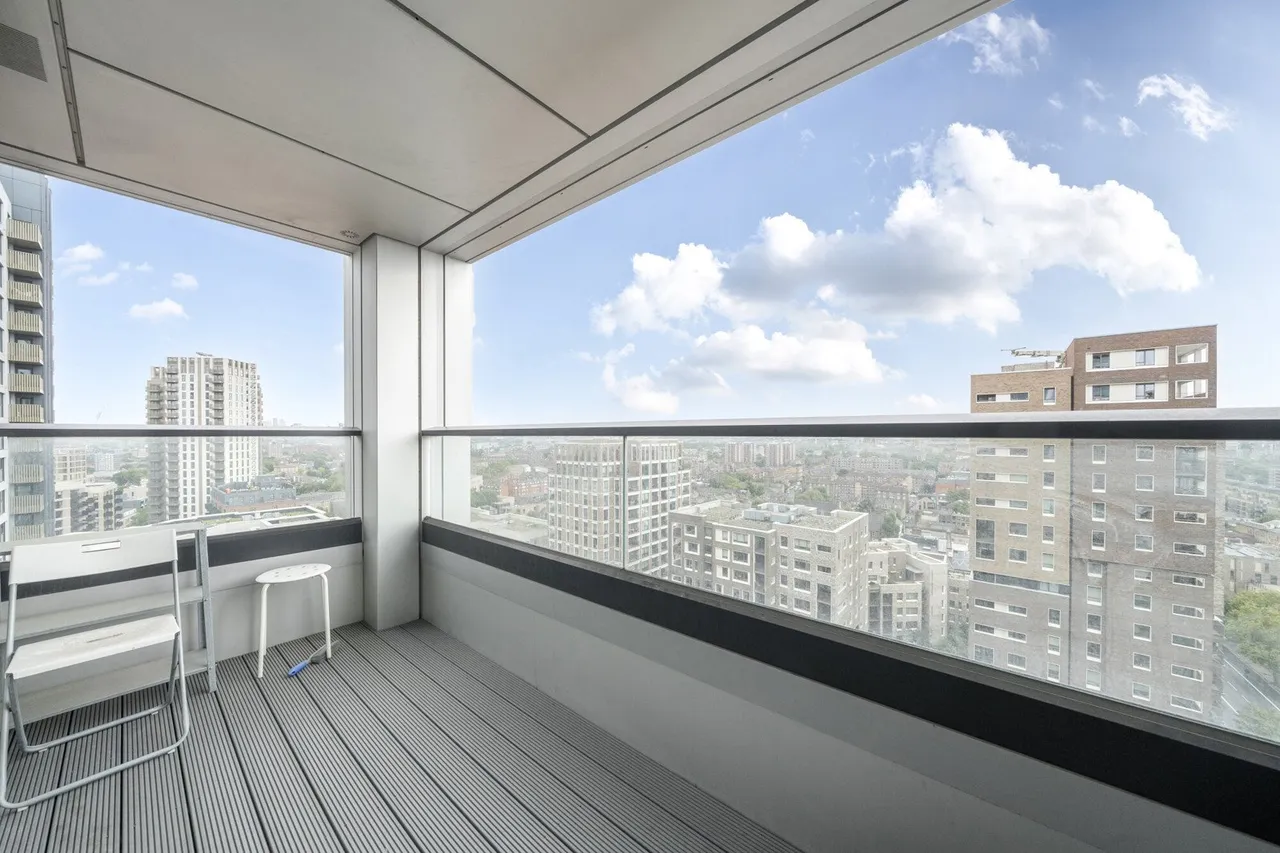 2 bed flat for sale — Deacon Street, SE17