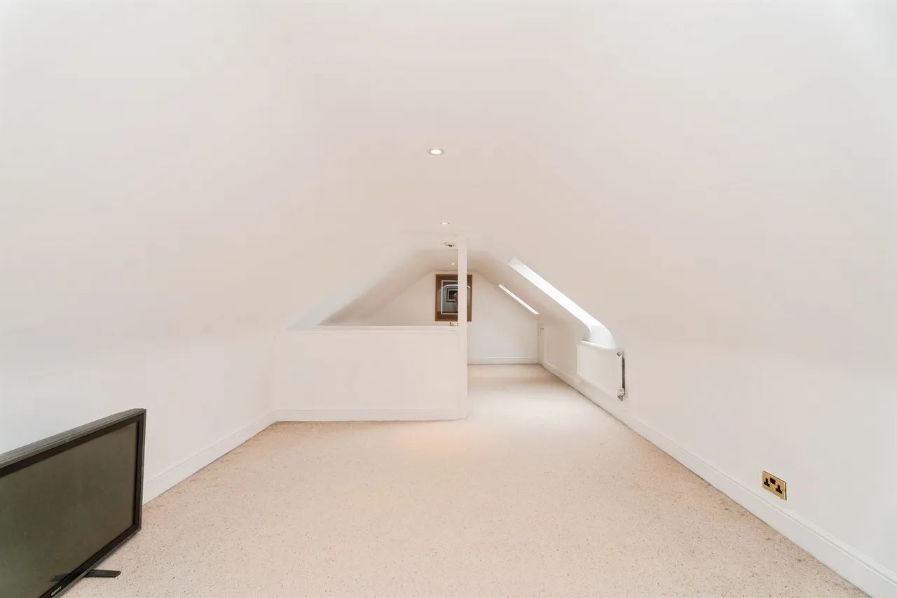 The Street, Hindolveston, NR20, photo 14