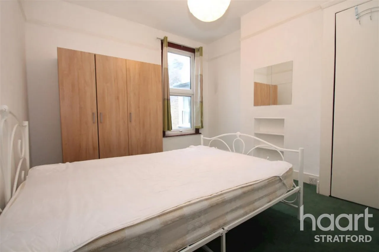 Leybourne Road, E11, photo 12