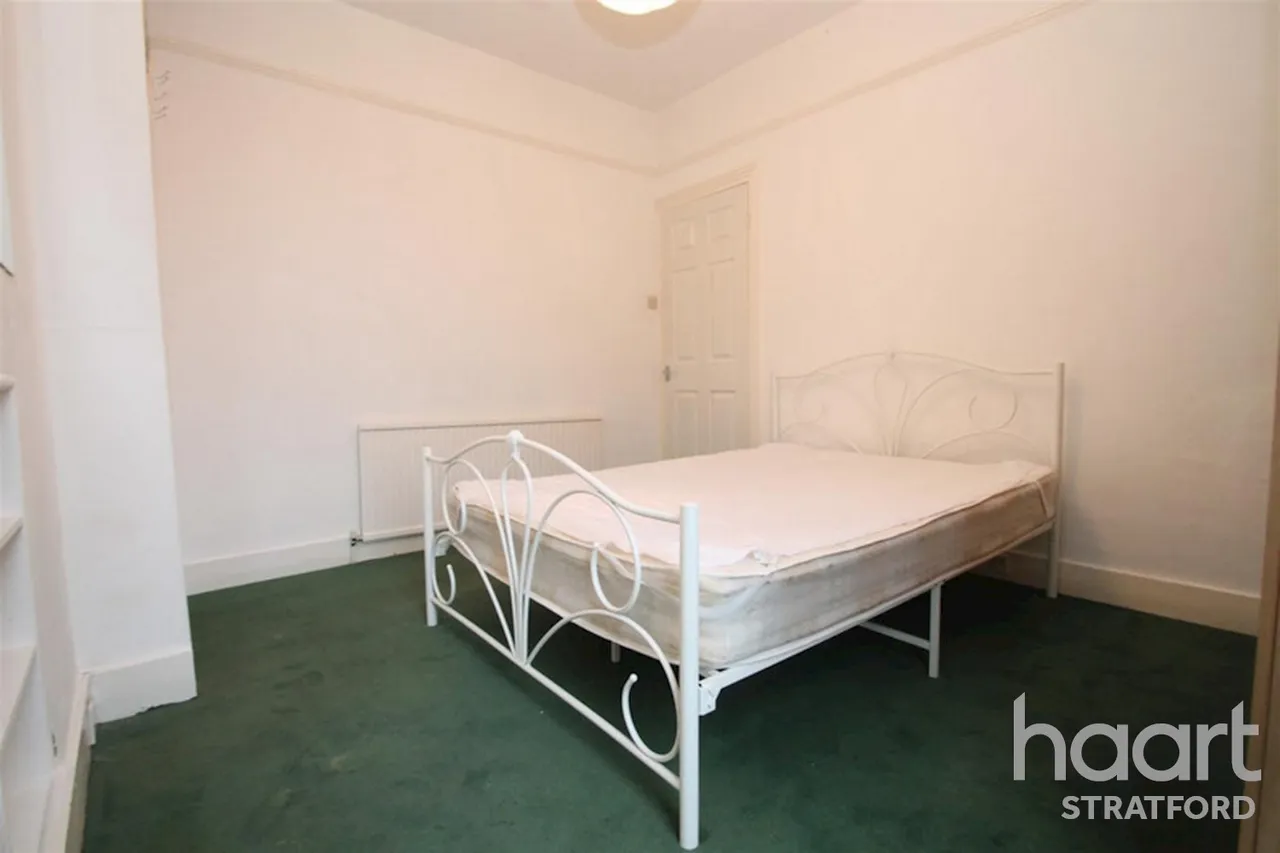 Leybourne Road, E11, photo 11