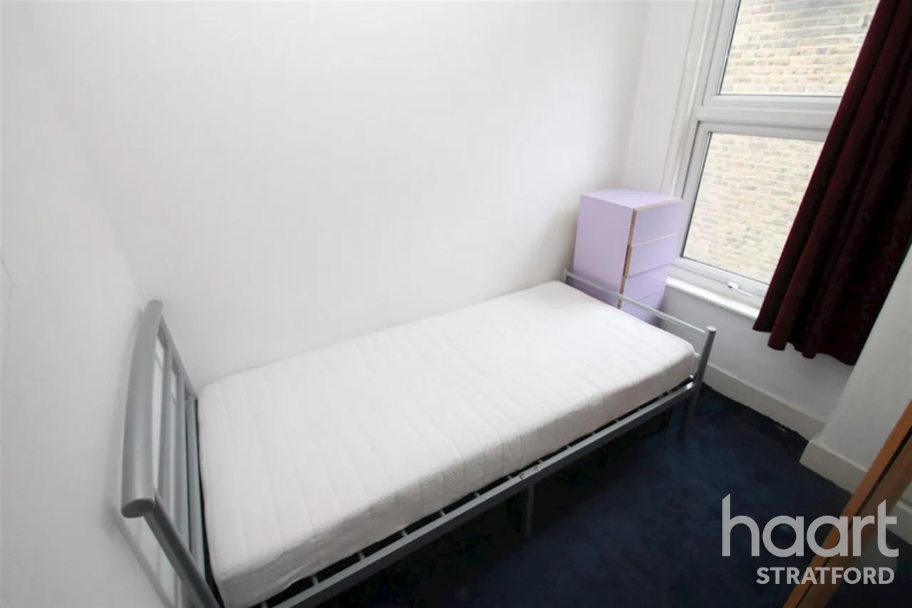 Leybourne Road, E11, photo 9