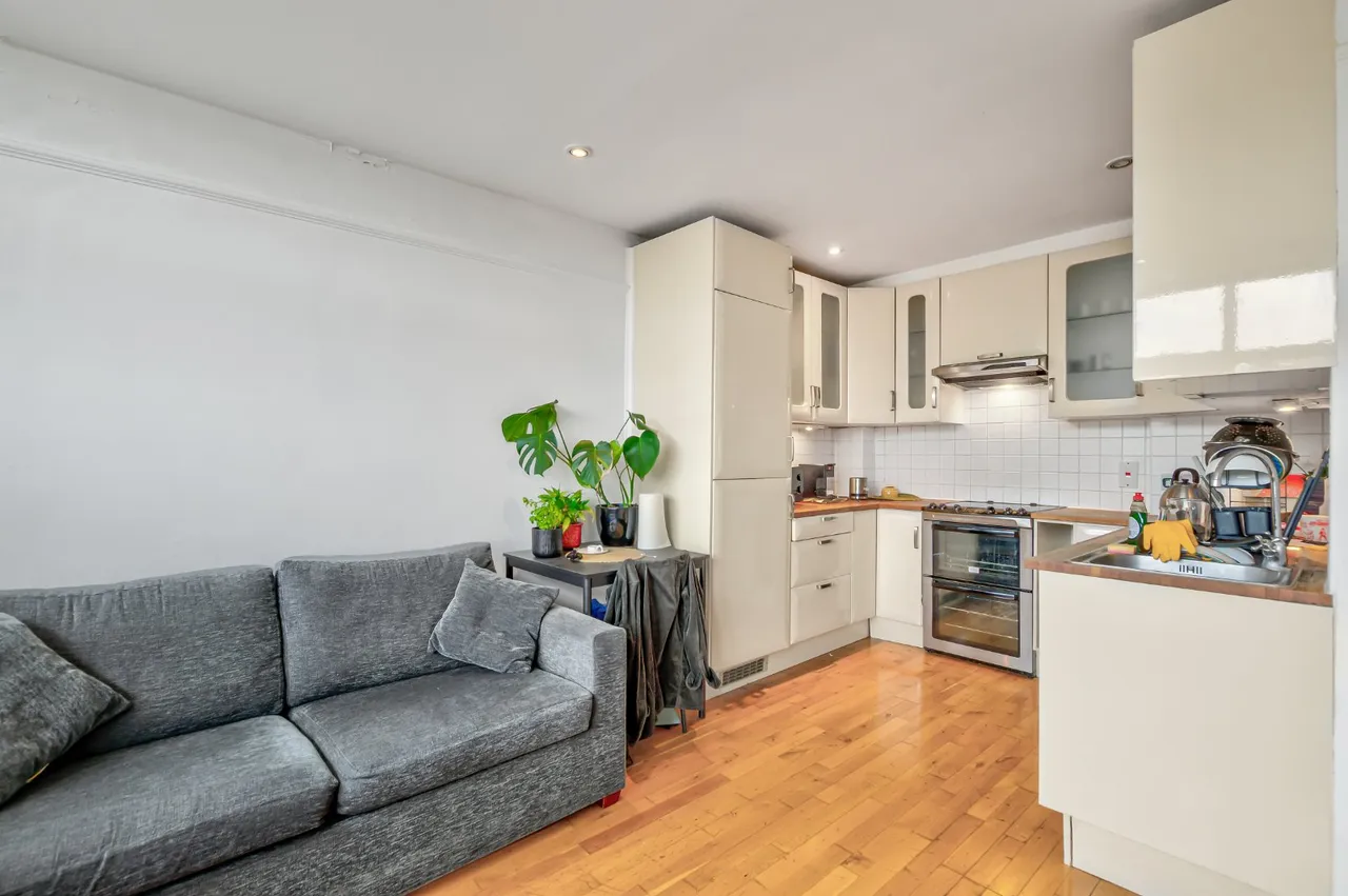 Gray's Inn Road, London, WC1X, photo 6