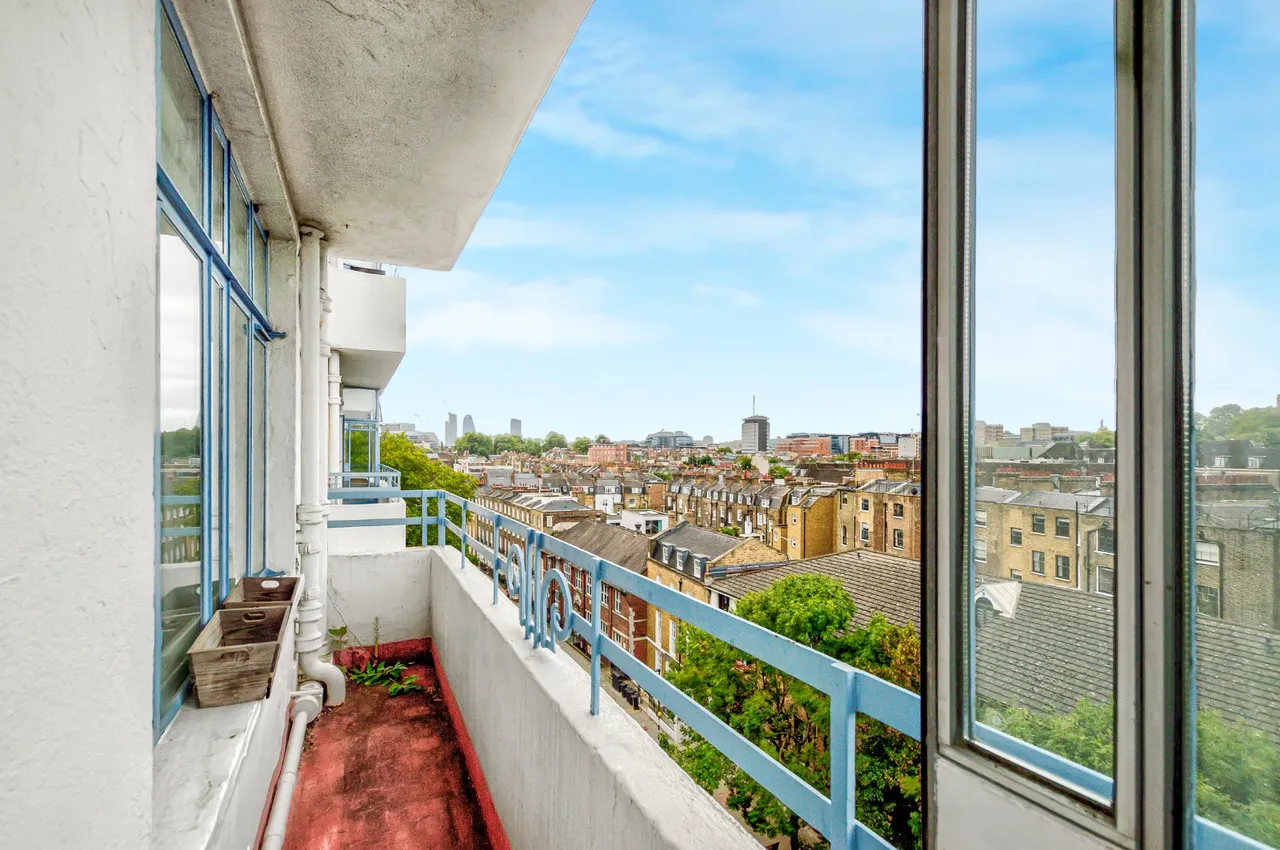 Gray's Inn Road, London, WC1X, photo 3