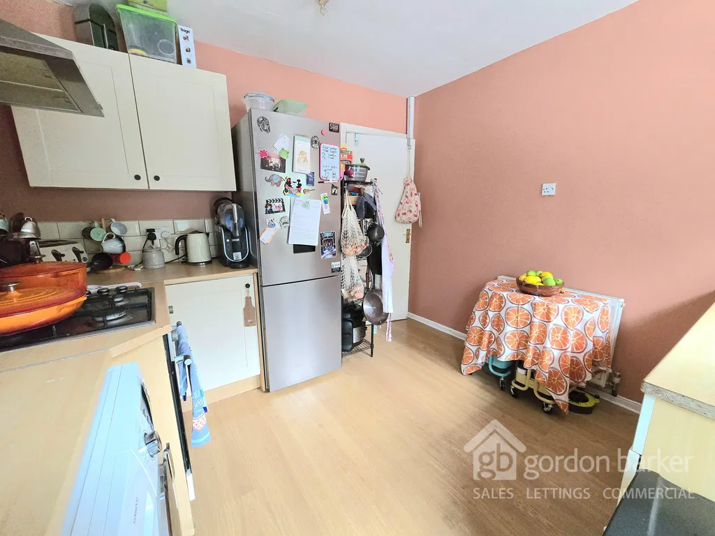 Queens Court, Bournemouth, Charminster Road, BH8 9SF, photo 9