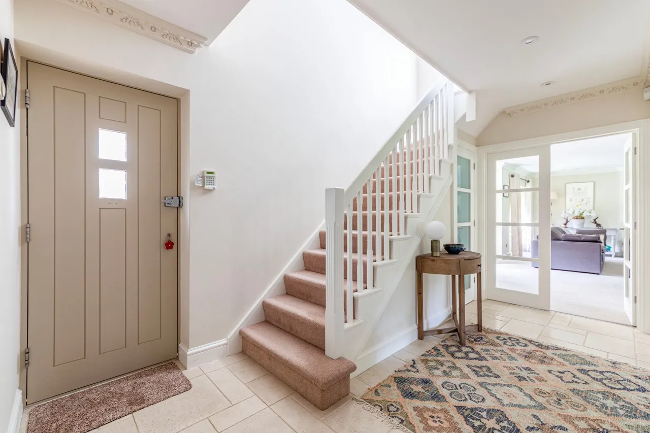 Blackdown Avenue, Pyrford, GU22, photo 5