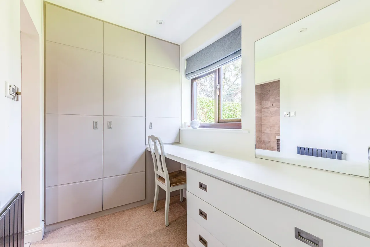 Blackdown Avenue, Pyrford, GU22, photo 30
