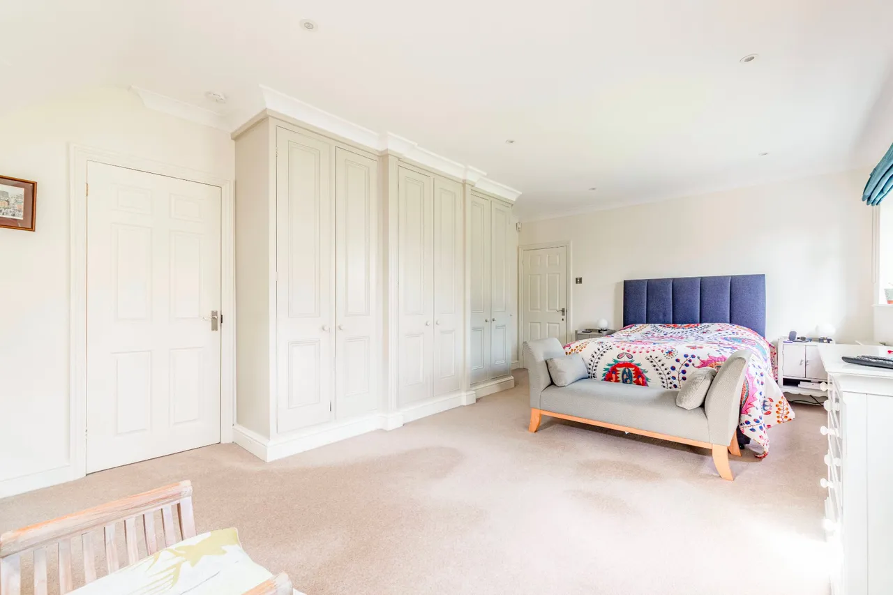 Blackdown Avenue, Pyrford, GU22, photo 22