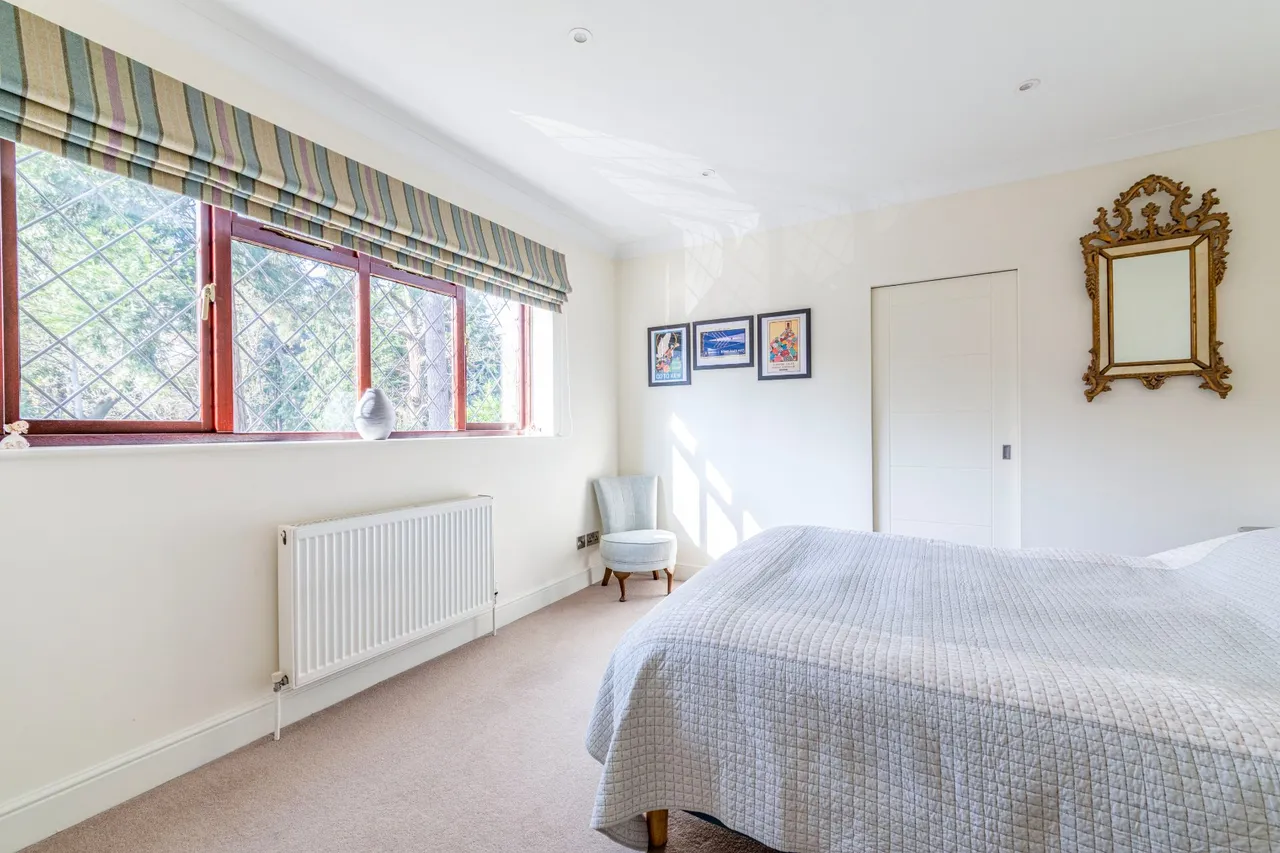 Blackdown Avenue, Pyrford, GU22, photo 26