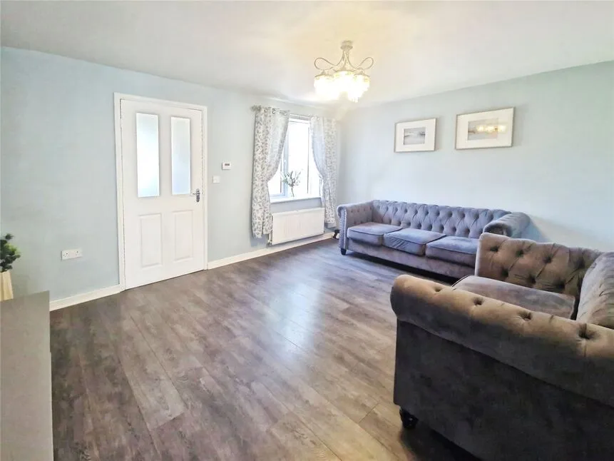Blindsill Road, Farnworth, BL4, photo 2