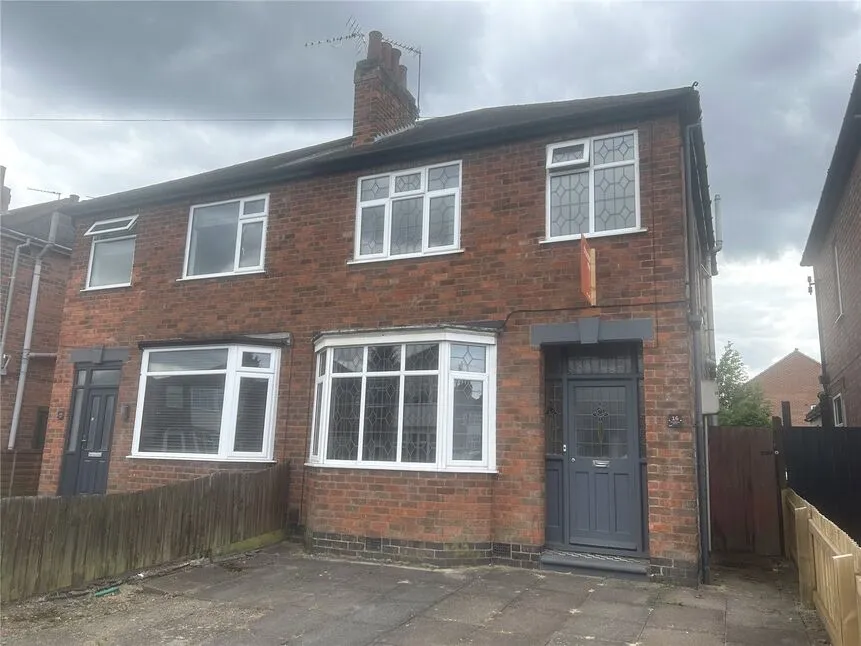 3 bed house to rent — Woodlands Drive, Loughborough, Leicestershire, LE11