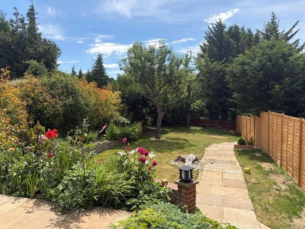 Briton Hill Road, Sanderstead, photo 6