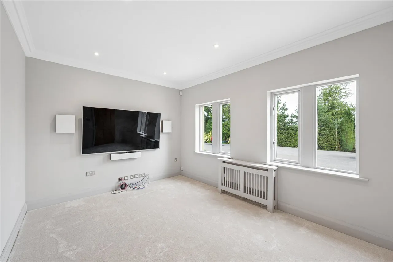 Aberford Road, Barwick In Elmet, photo 12