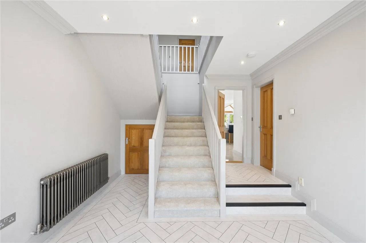 Aberford Road, Barwick In Elmet, photo 15