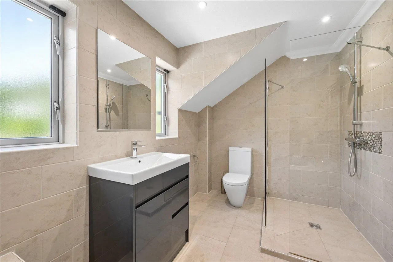 Aberford Road, Barwick In Elmet, photo 23